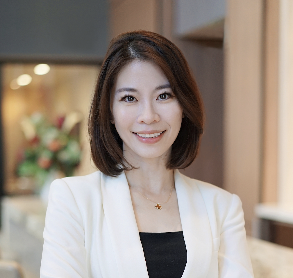 Julie Cheng