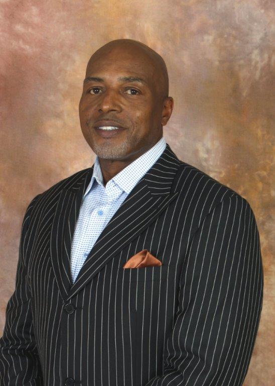 Derrick  Hoskins